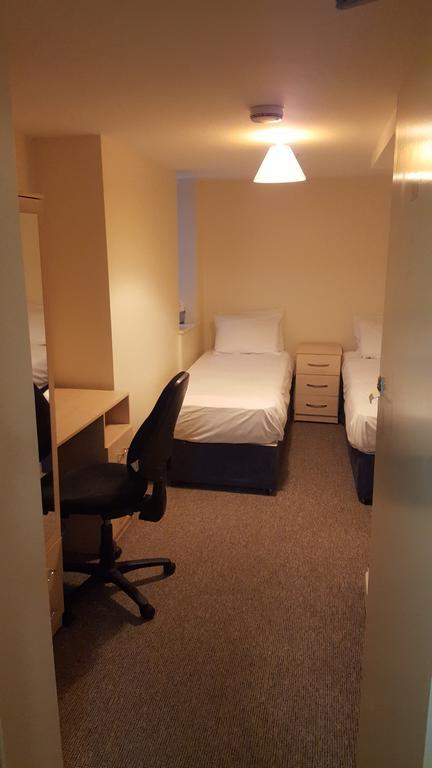Pier 61 Guest Accommodation Хейстингс Екстериор снимка