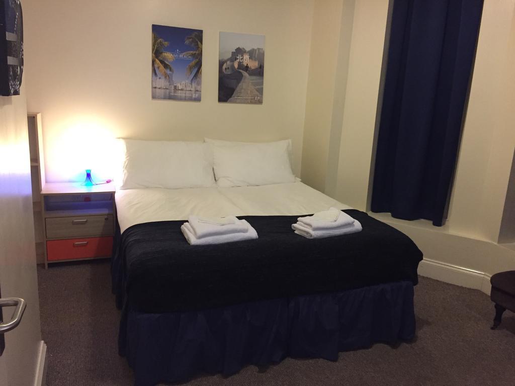 Pier 61 Guest Accommodation Хейстингс Екстериор снимка