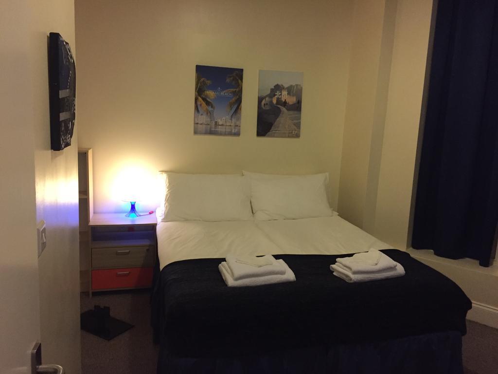 Pier 61 Guest Accommodation Хейстингс Екстериор снимка