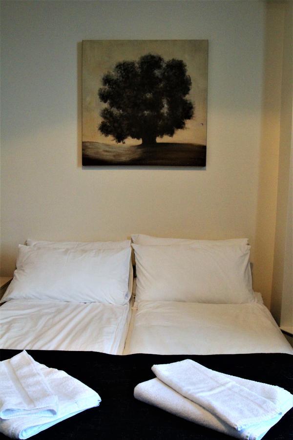Pier 61 Guest Accommodation Хейстингс Екстериор снимка