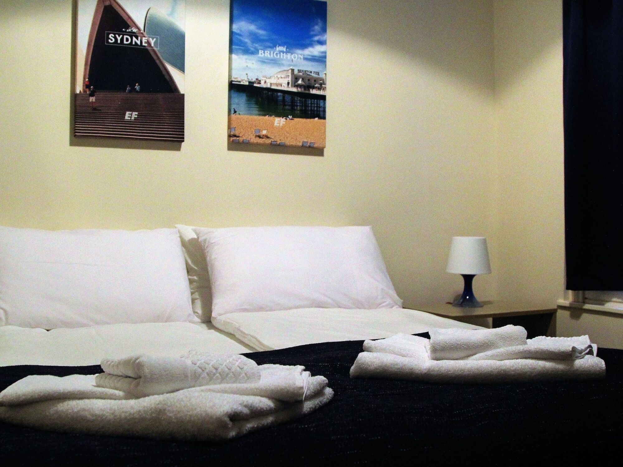 Pier 61 Guest Accommodation Хейстингс Екстериор снимка